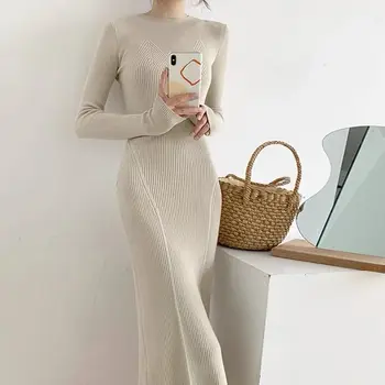 2022 Yeni Rahat Zarif Sonbahar ve Kış Uzun Kollu O-Boyun Seksi Kadın Örme Elbise Düz Renk Kadınsı Orta buzağı Elbise T150