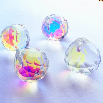 Işıklar ve aydınlatma'ten Kristal Lamba Parçaları'de En Kaliteli 10 adet/grup Temizle AB 30mm Kristal Yönlü Toplar ( Ücretsiz Halka) cam Sparkle Avize Kolye