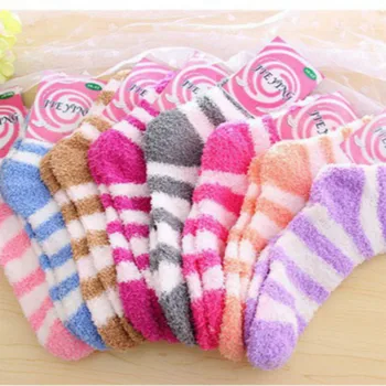 5 çift / grup Kış Sıcak Tutmak için Mercan Polar Moda Mümkün Tatlı Şeker Renkler Bebek Çorap Erkek / kız Çorap