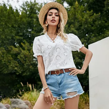 Kısa Kollu Beyaz Yaz Dantel T-Shirt Kadın V Yaka Çiçek Hollow Out Casual Tops Tatil Zarif Cottagecore Estetik Elbise