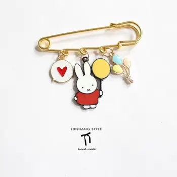 Sevimli Miffy Hello kittys Snoopy Benim Melodi ataş Kawaii Aksesuarları broş Anime Karikatür Japon kız kalp pin aksesuarları
